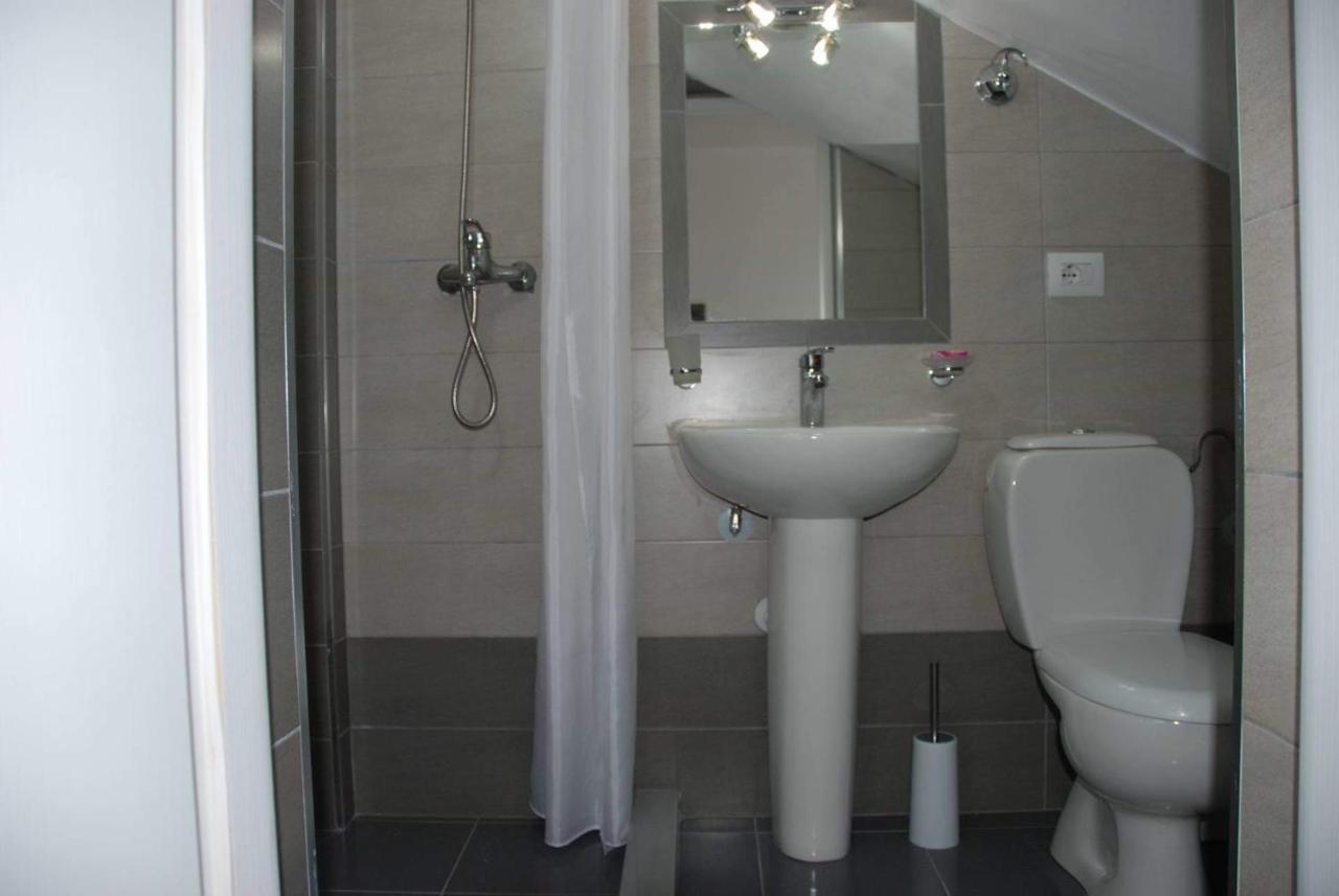 The Hill Apartment Saranda Dış mekan fotoğraf