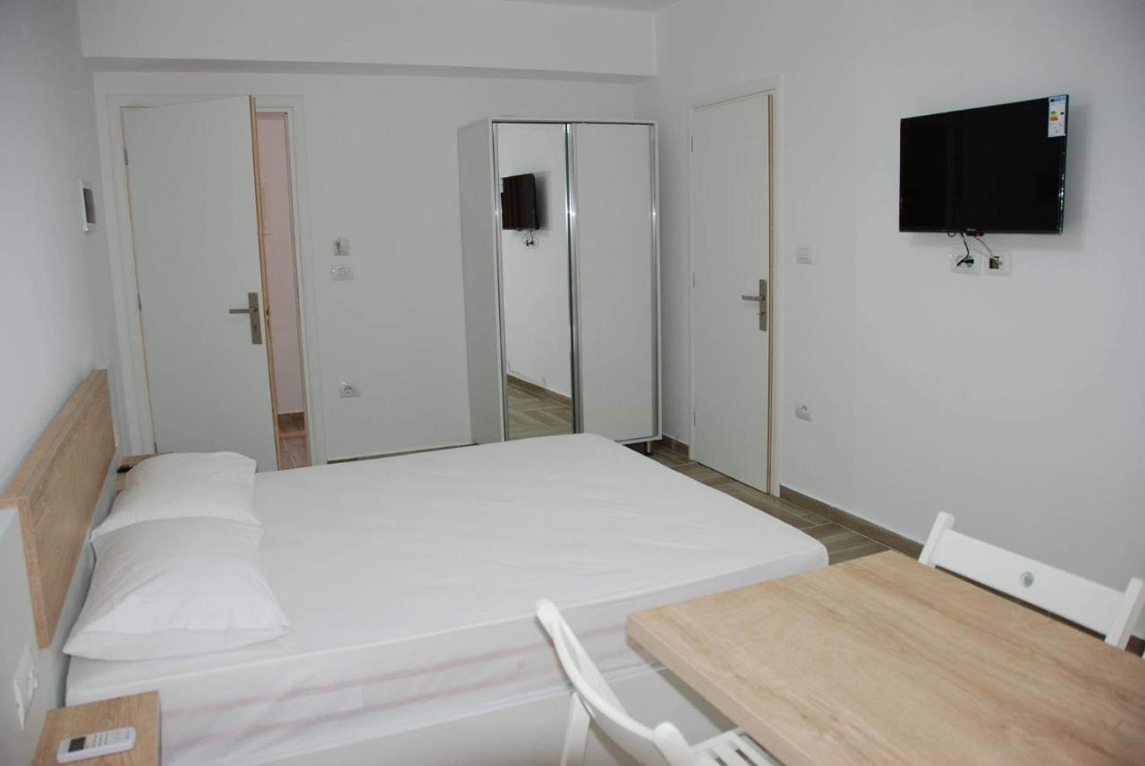 The Hill Apartment Saranda Dış mekan fotoğraf